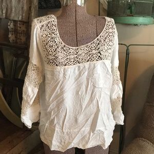 Elegant Detrocracy White blouse